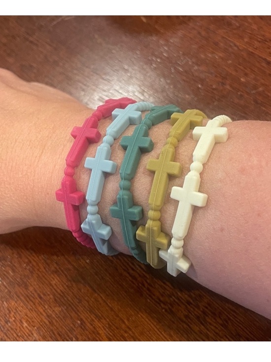 Plunder Jewelry - Plunder Jewelry Silicone Jesus Bracelet Set. Triple cross w/beaded texture. New
